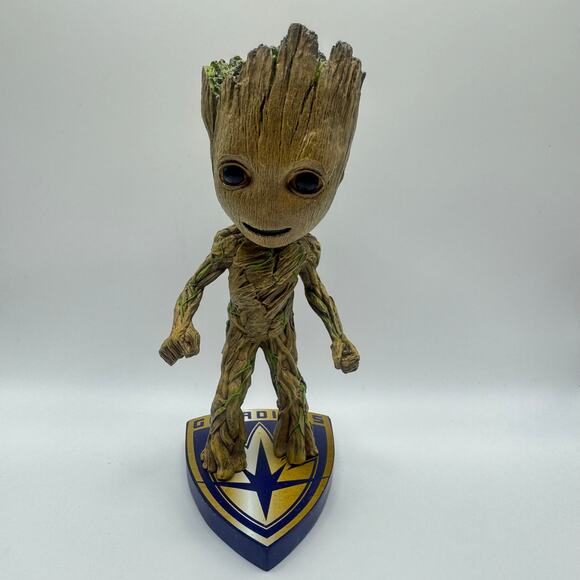 Marvel Guardians of the Galaxy 7"  Groot Bobblehead by Neca on Shield Figurine - Picture 1 of 4